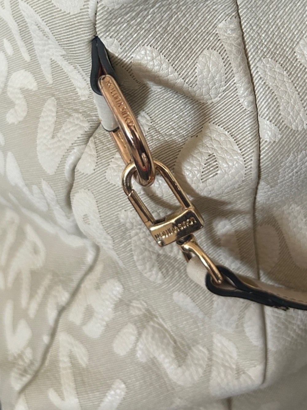 Source Unknown Beige Script-Print Shoulder Bag - Picture 10 of 15